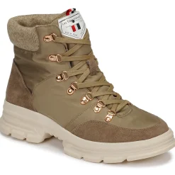 Les Tropéziennes par M Belarbi - CAKE