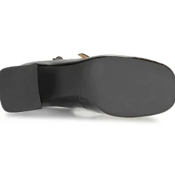 Les Tropéziennes par M Belarbi - DELPHINE