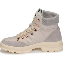 Les Tropéziennes par M Belarbi - CAKE