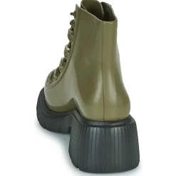 Melissa - MELISSA COSMO BOOT AD