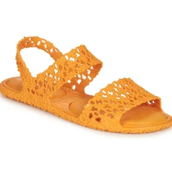 Melissa - MELISSA PANC SANDAL + ISABELA CAPETO AD
