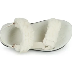 Melissa - MELISSA PAPETTE FLUFFY RIDER AD