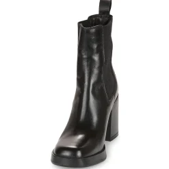 Mjus - MICAELA CHELS