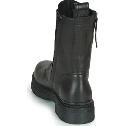 Replay - PAMELA STANDING