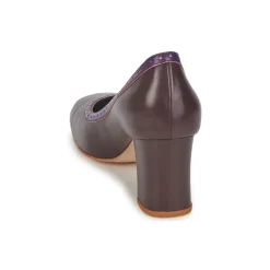 Sarah Chofakian - SHOE HAT