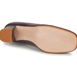 Sarah Chofakian - SHOE HAT