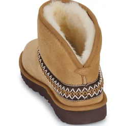 UGG - CLASSIC MINI CRESCENT