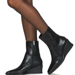 Vagabond Shoemakers - AINO